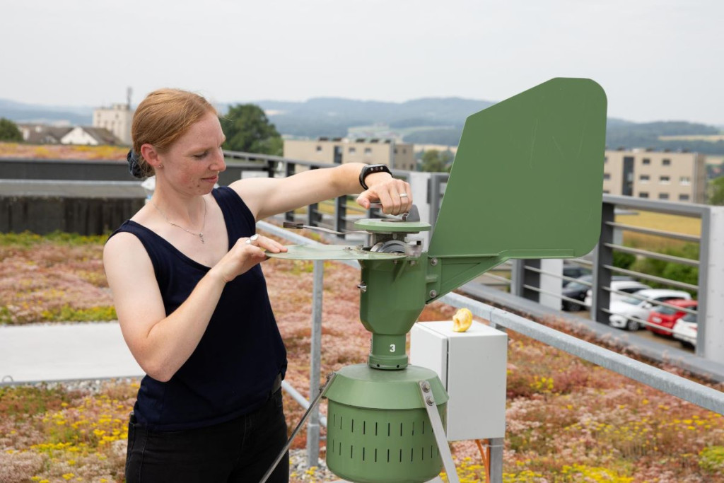 Pollensensor voorspelt hooikoortsgolf - Artikelen - De Ingenieur